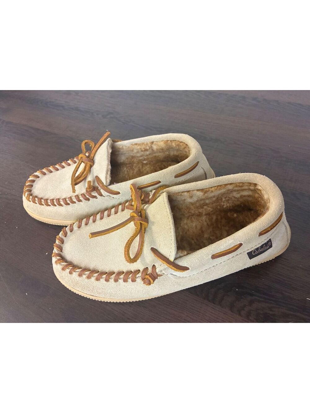 Cabela’s Tan Suede Leather Moccasin Shoes Lace Up Fur Lined Women’s Size 6 Cozy
